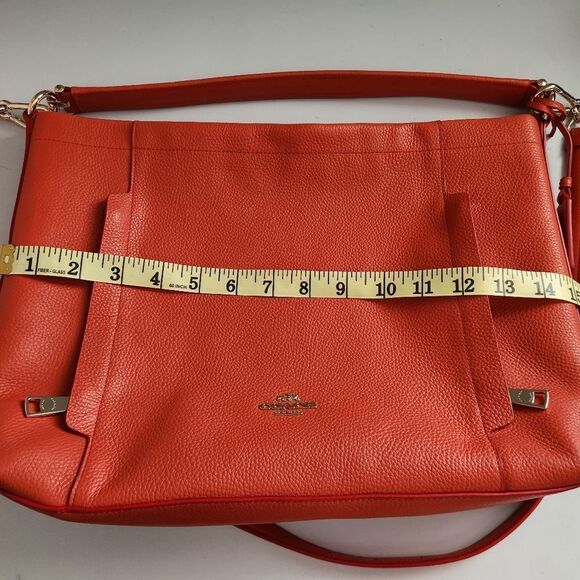 Coach Scout Hobo In Pebbled Leather - Picture 16 of 16